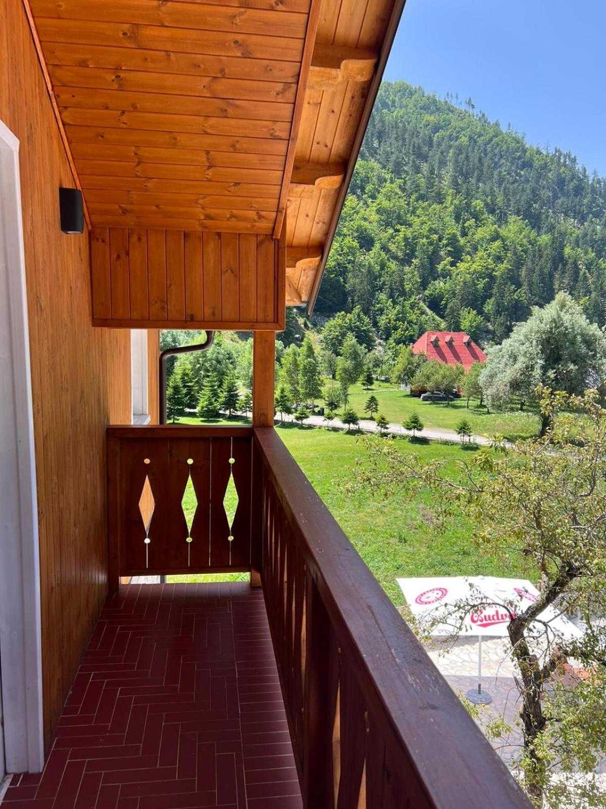 Oda N'Bjeshke Valbone Exterior photo